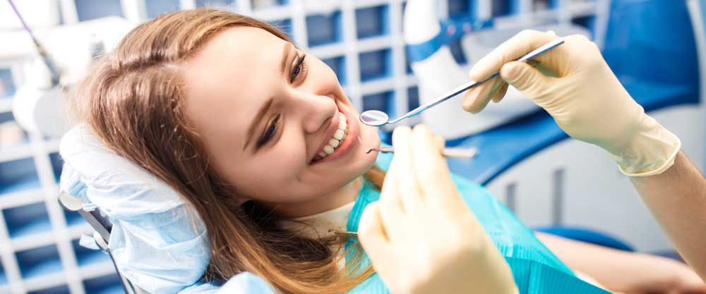 İzmir diş implantı Tedavisi